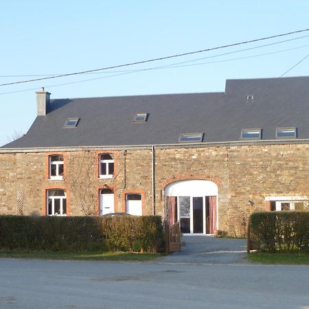 B&B Les Trois Voisins Bourseigne-Vieille Exterior foto