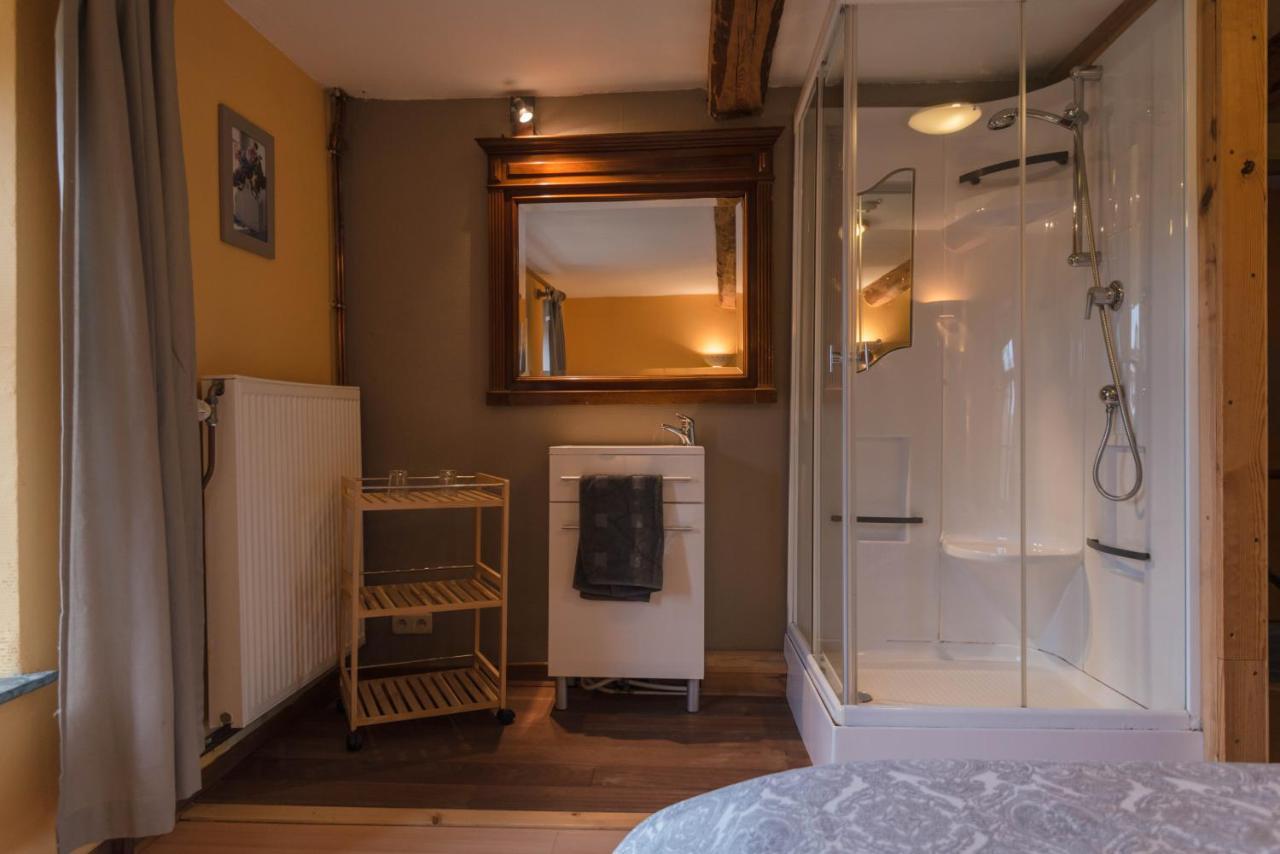 B&B Les Trois Voisins Bourseigne-Vieille Exterior foto