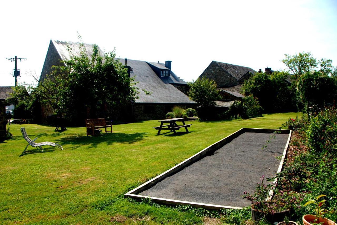 B&B Les Trois Voisins Bourseigne-Vieille Exterior foto